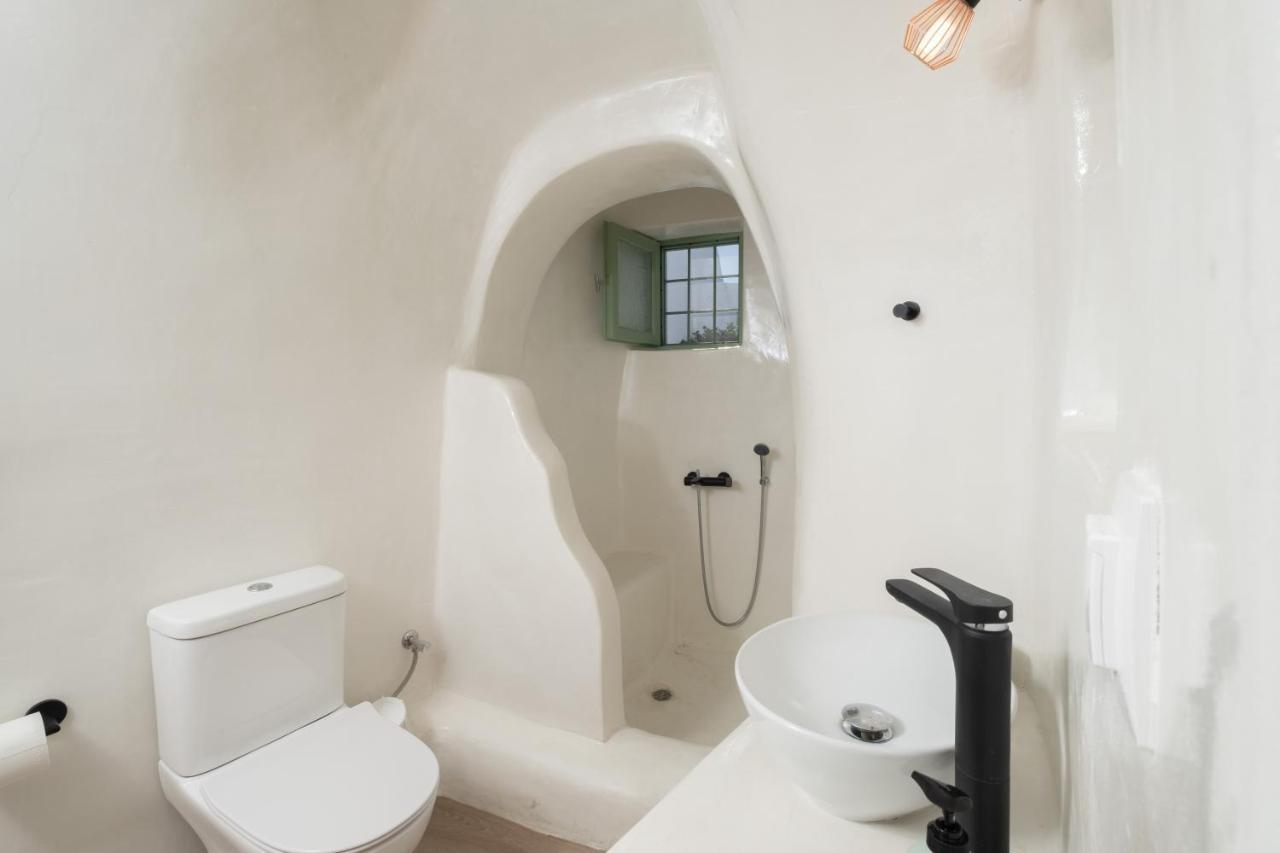 White Orchid Cave House & Studio Pyrgos Kallistis Ngoại thất bức ảnh