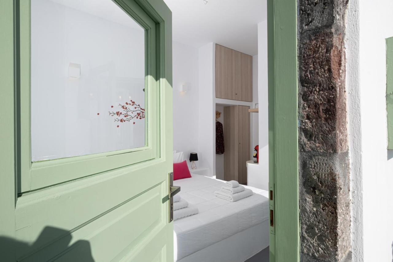 White Orchid Cave House & Studio Pyrgos Kallistis Ngoại thất bức ảnh
